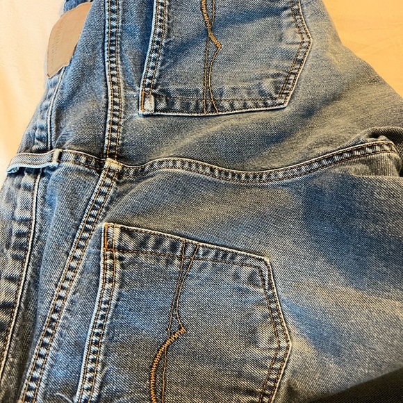 Jeans - Picture 6 of 7